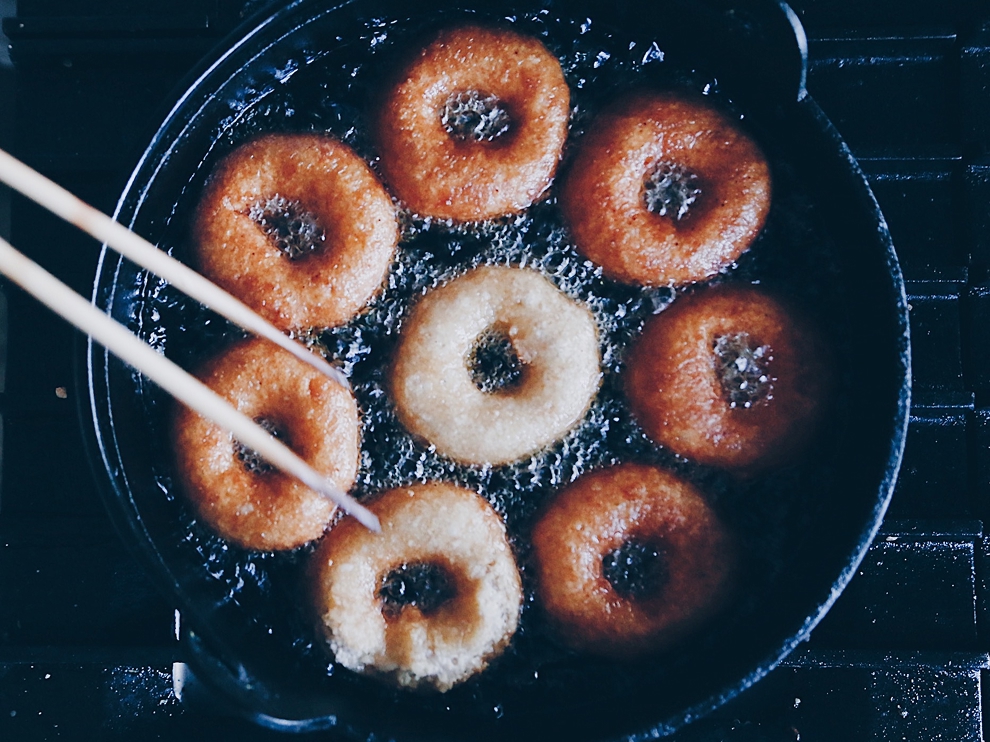 揚げたてサクサクドーナツ